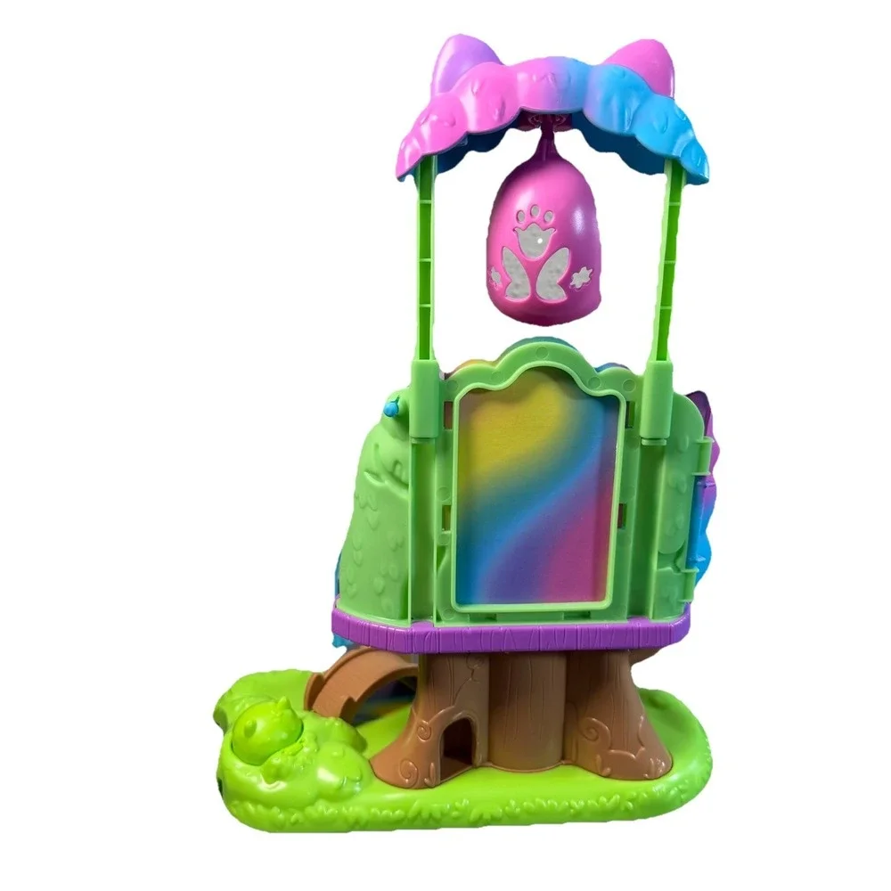Netflix Gabby's Dollhouse Kitty Fairy's Garden Treehouse Gabby + 2 Figures - Picture 6 of 7